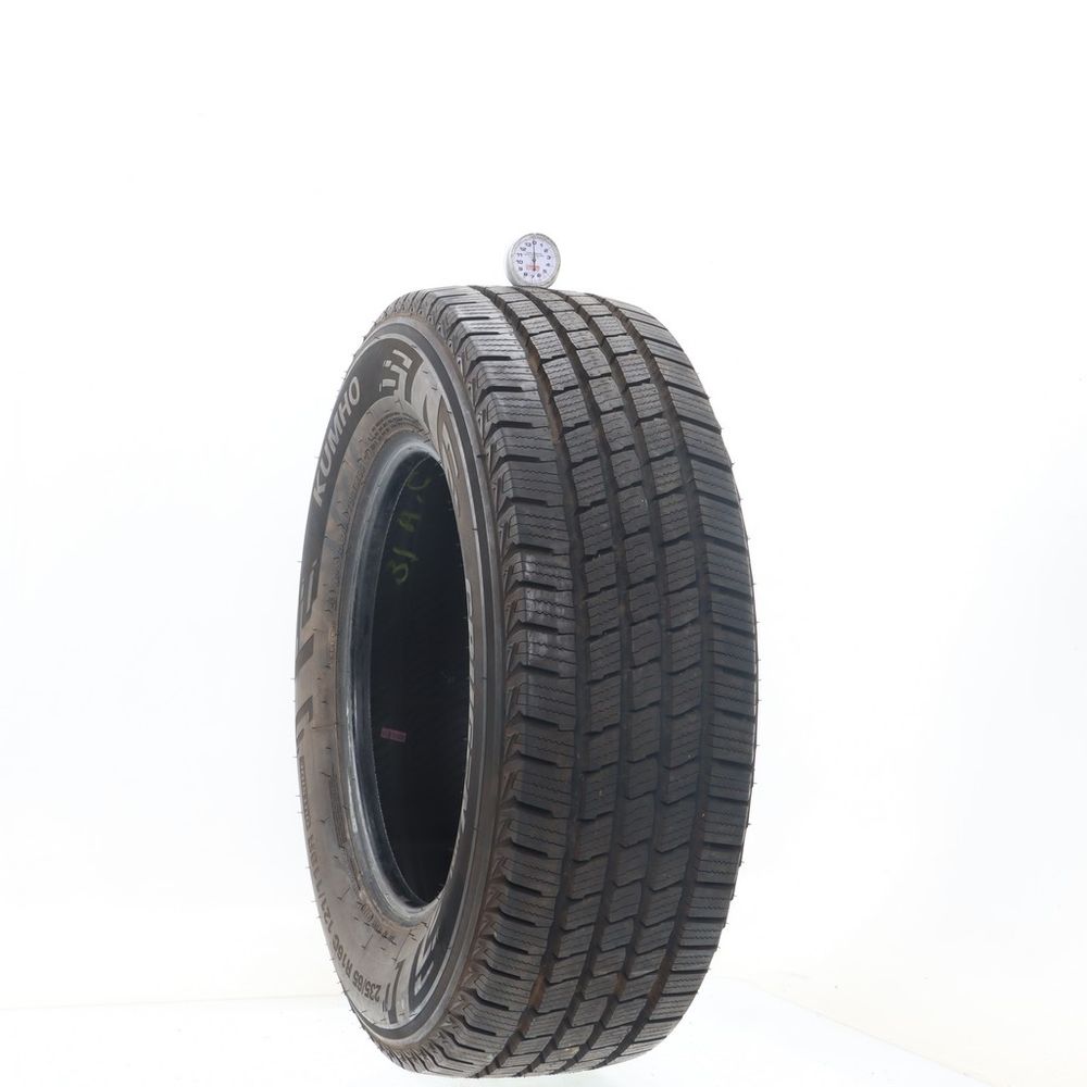 Set of (2) Used 235/65R16C Kumho Crugen HT51 121/119R - 12.5-13.5/32 - Image 4