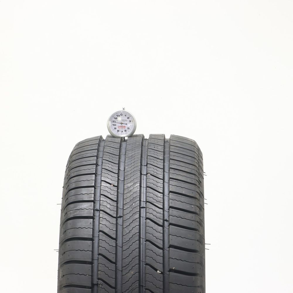 Set of (2) Used 235/45R18 Michelin Defender 2 98V - 10-10.5/32 - Image 5