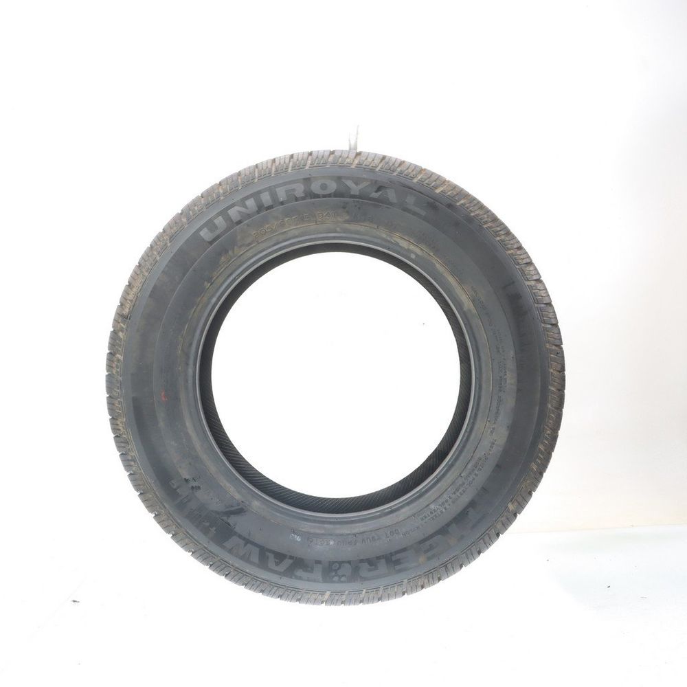 Used 205/65R15 Uniroyal Tiger Paw Touring 94T - 11/32 - Image 3