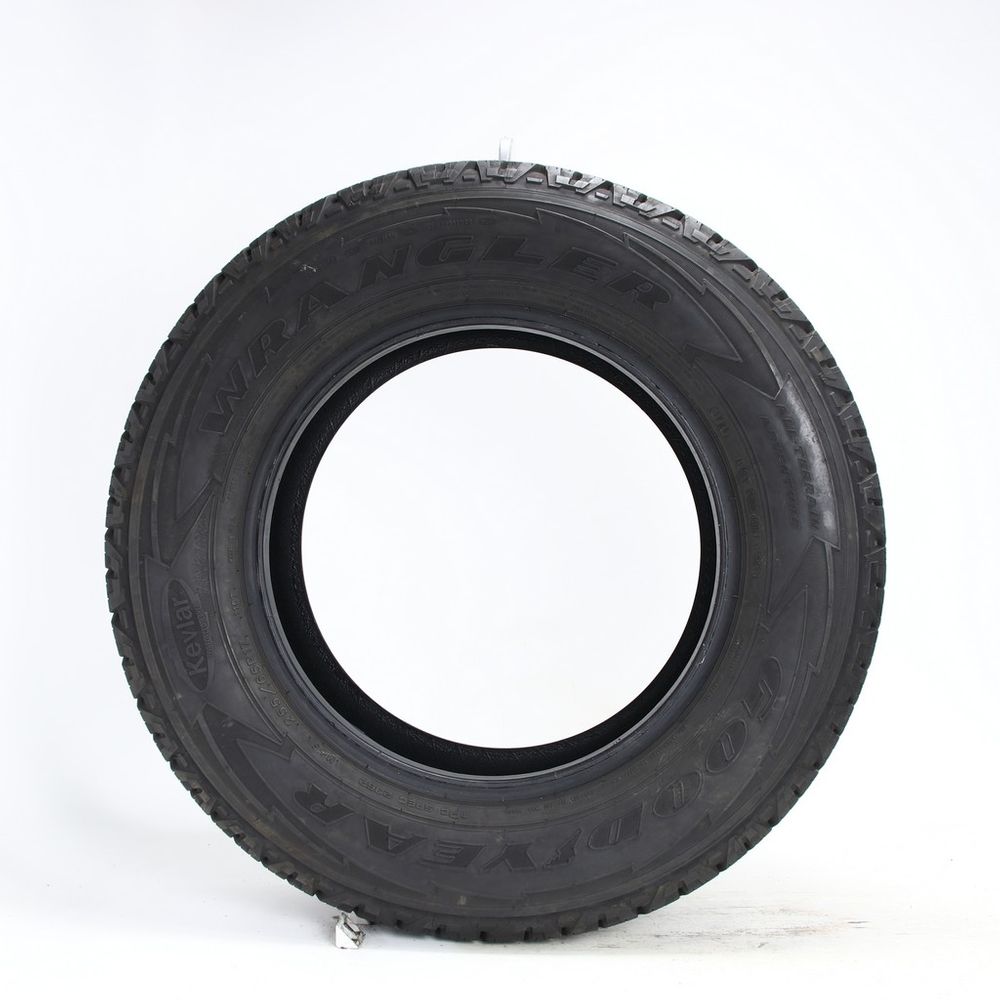 Used 255/65R17 Goodyear Wrangler All-Terrain Adventure Kevlar 110T - 11.5/32 - Image 3