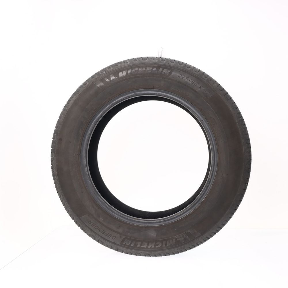 Set of (4) Used 225/65R17 Michelin Defender 2 102H - 6.5-8/32 - Image 3