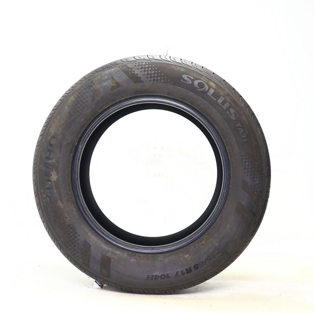 Set of (4) Used 235/65R17 Kumho Solus TA31 104H - 7-8.5/32 - Image 9