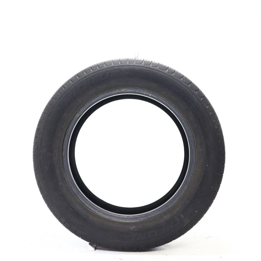 Used 225/60R17 Michelin Defender 99T - 7/32 - Image 3