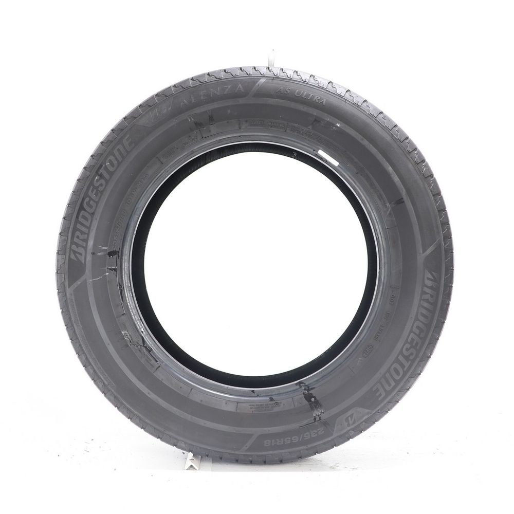 Set of (2) Used 235/65R18 Bridgestone Alenza AS Ultra 106V - 8.5-10/32 - Image 3