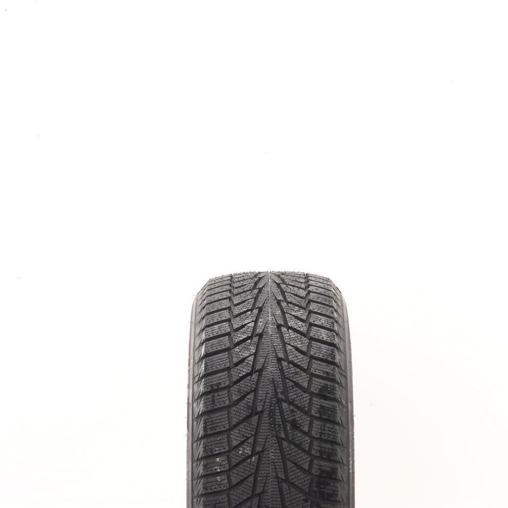 New 205/55R16 Hankook Winter iCept iZ2 91T - Image 2