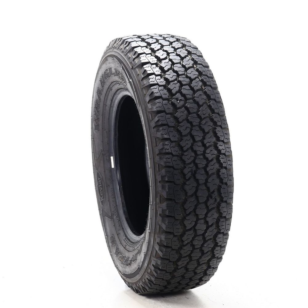 Set of (2) Used LT 245/75R17 Goodyear Wrangler All-Terrain Adventure Kevlar 121/118S E - 13.5-14/32 - Image 4