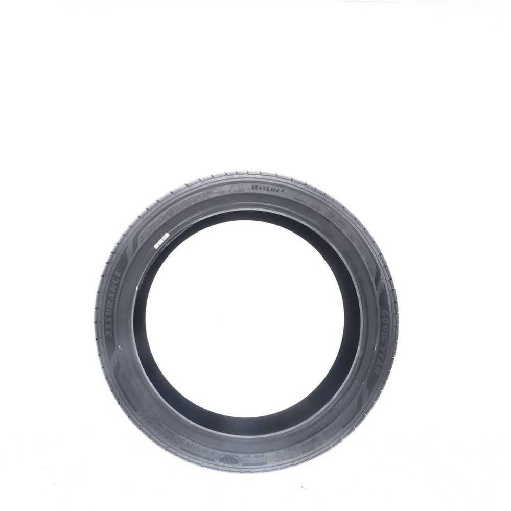 New 225/40R18 Goodyear Assurance MaxLife 2  92W - Image 3