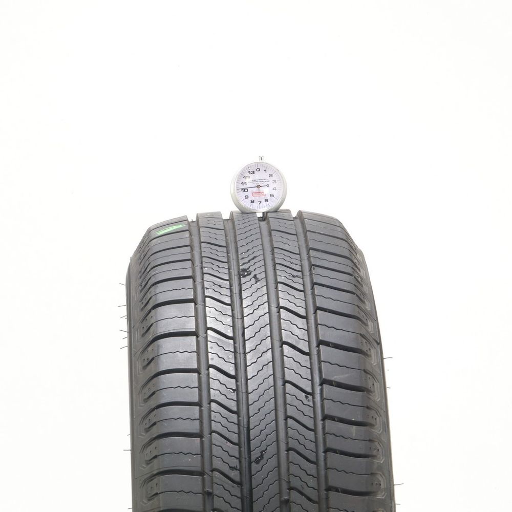 Set of (2) Used 215/60R16 Michelin Defender 2 95H - 8.5-10/32 - Image 5