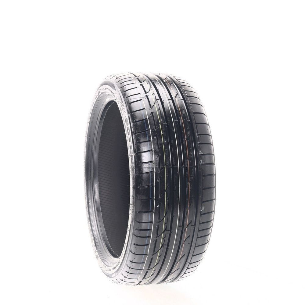 New 225/40R18 Bridgestone Potenza S001 RFT 88Y - Image 1