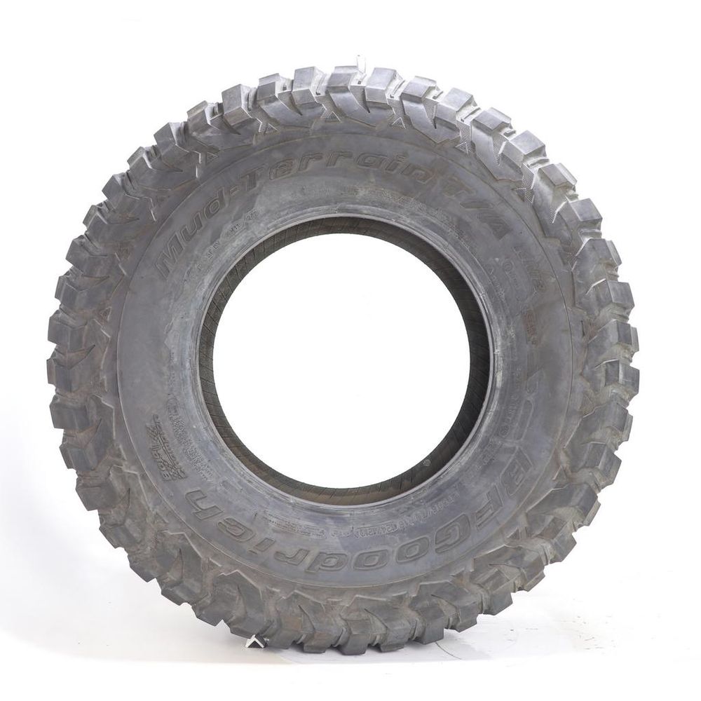 Used LT 305/70R16 BFGoodrich Mud-Terrain T/A KM3 124/121Q - 9/32 - Image 3