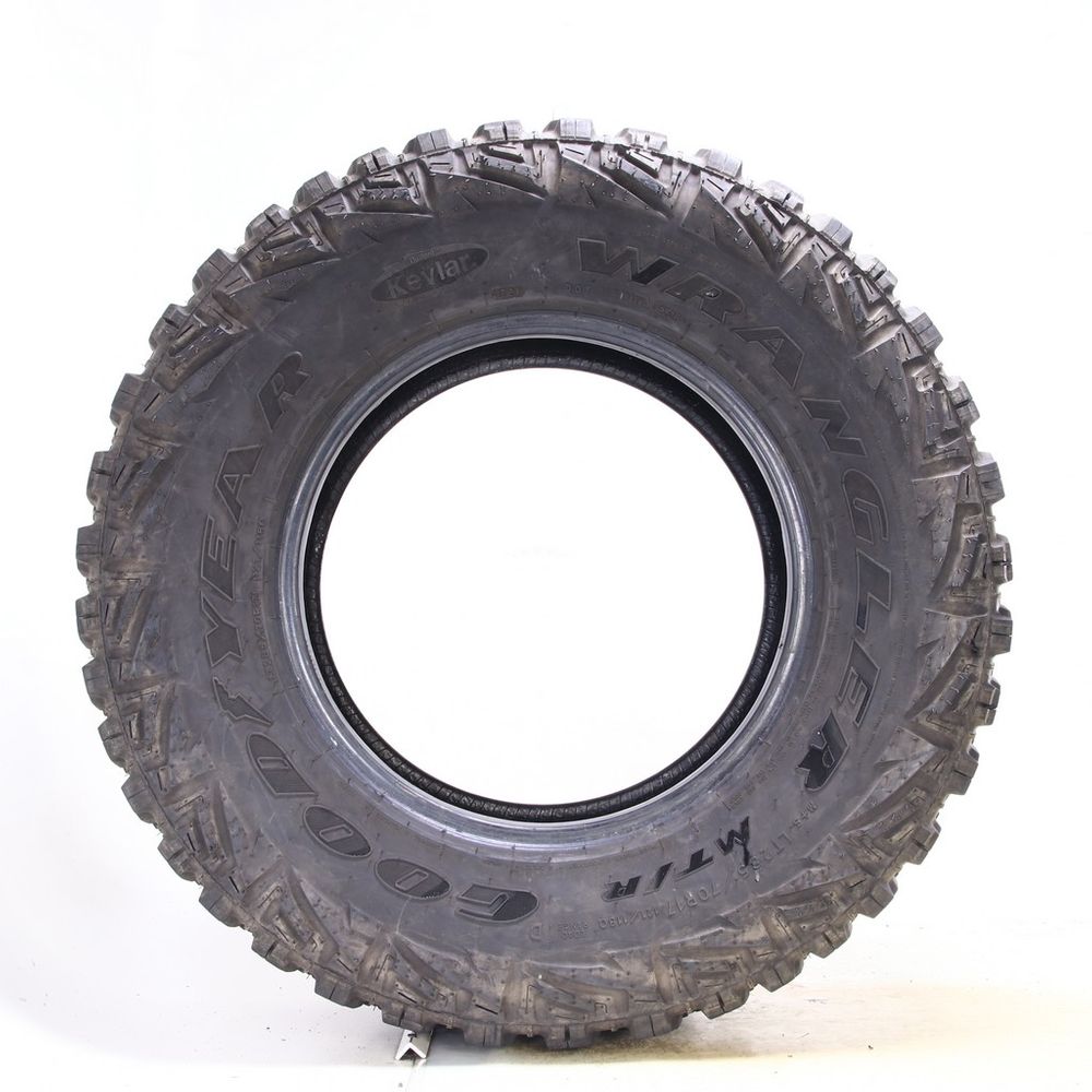 Used LT 285/70R17 Goodyear Wrangler MT/R 121/118Q D - 11/32 - Image 3