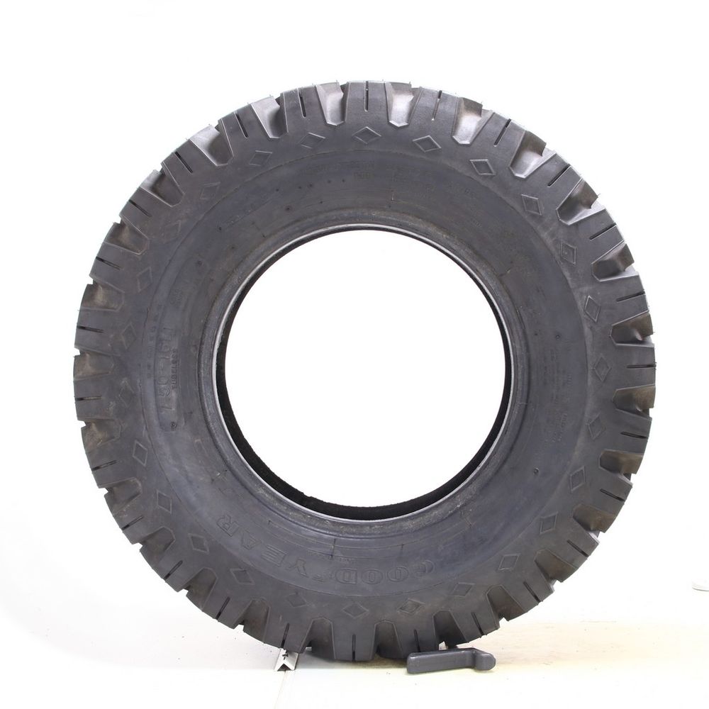 Used LT 7.5-16 Goodyear Custom Xtra Grip 1N/A D - 16/32 - Image 3