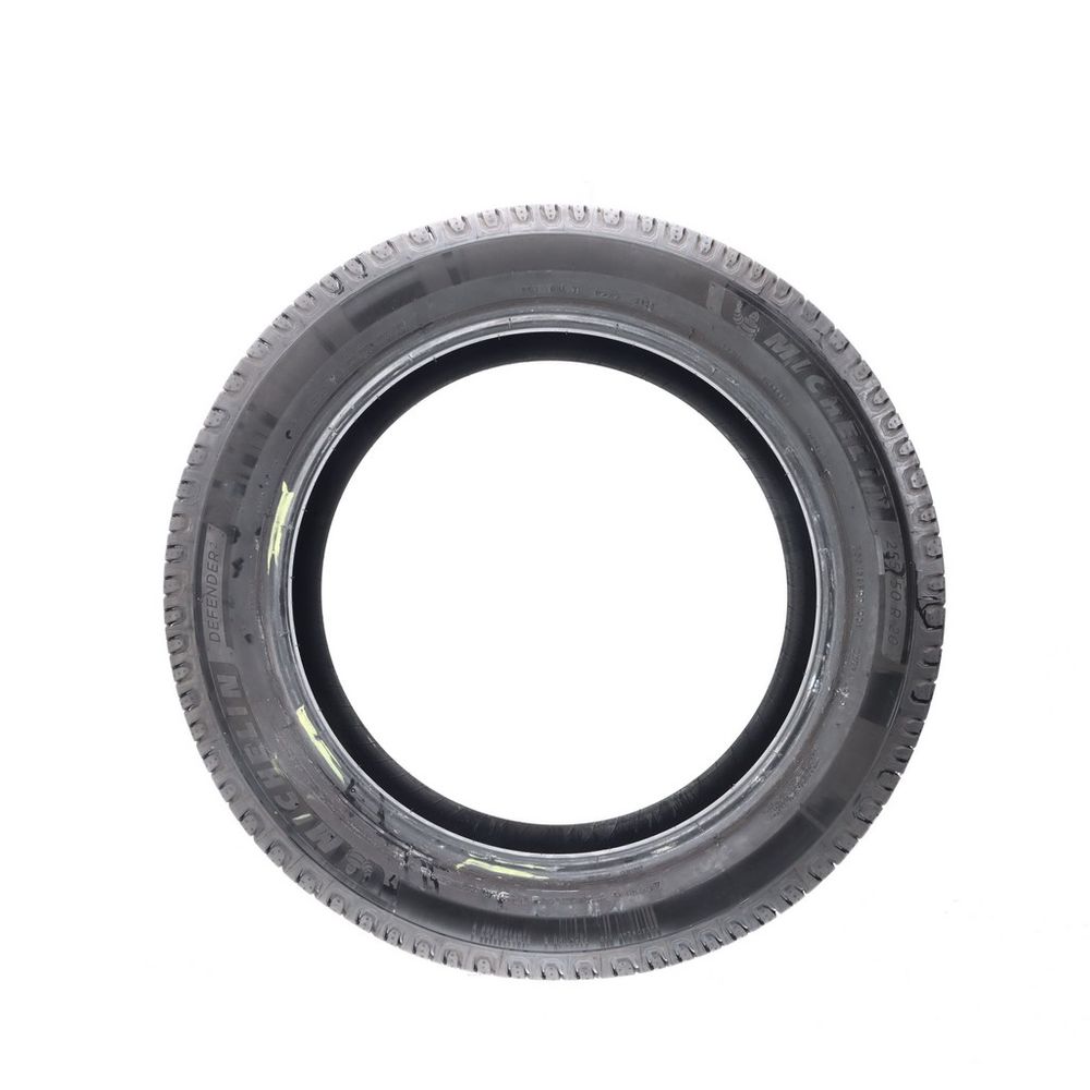Used 255/50R20 Michelin Defender 2 109H - 9/32 - Image 3