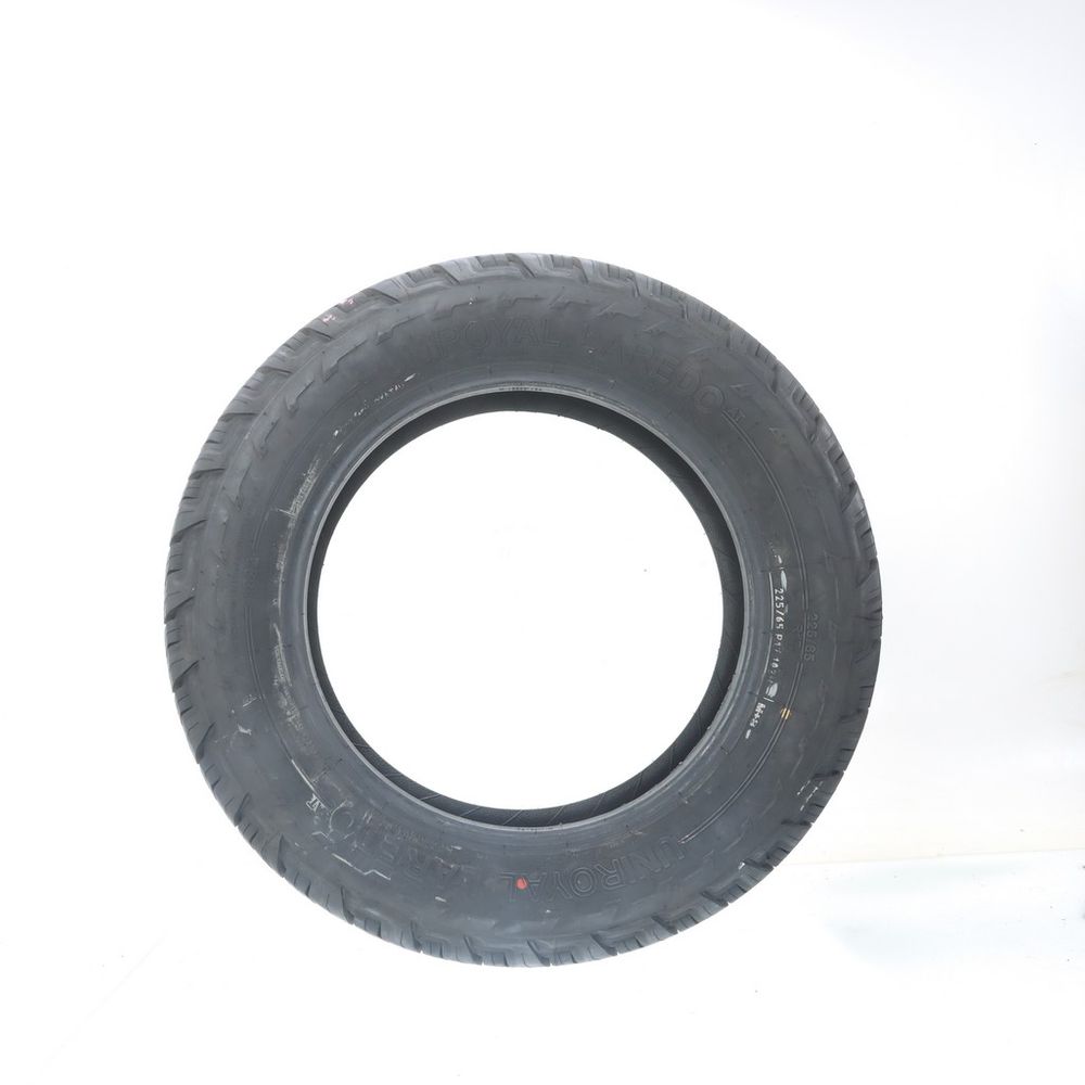 Driven Once 225/65R17 Uniroyal Laredo A/T 102H - 12.5/32 - Image 3