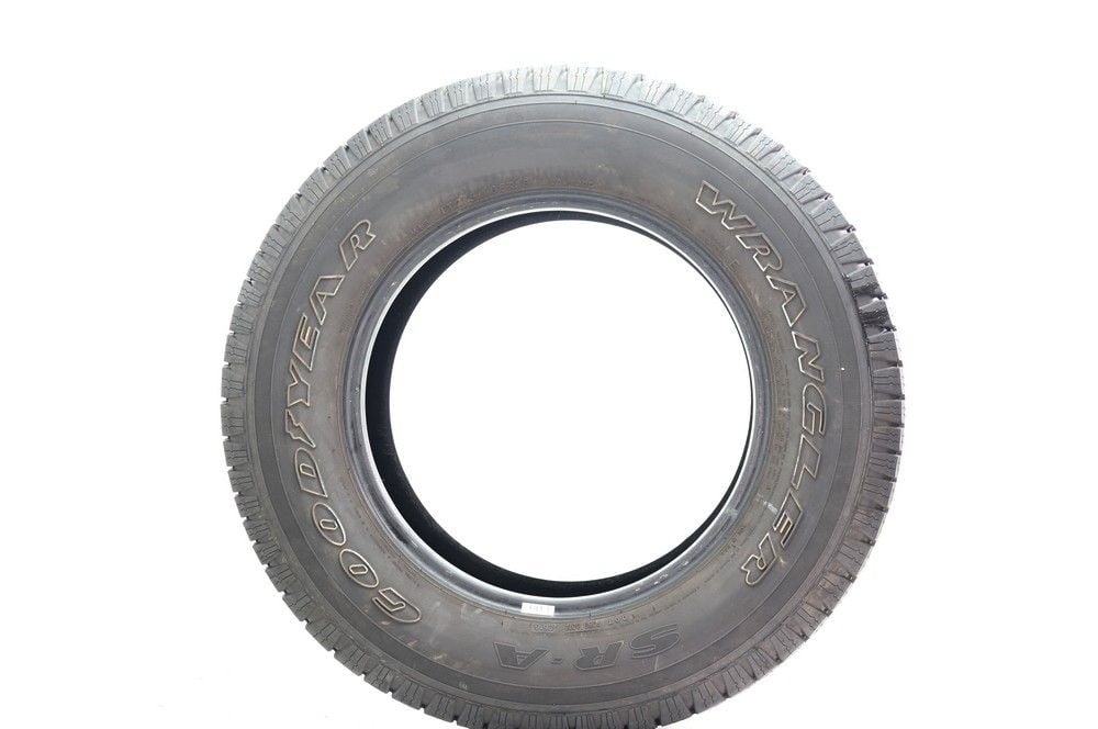 Used LT 275/65R18 Goodyear Wrangler SR-A 123/120Q E - 12/32 - Image 3
