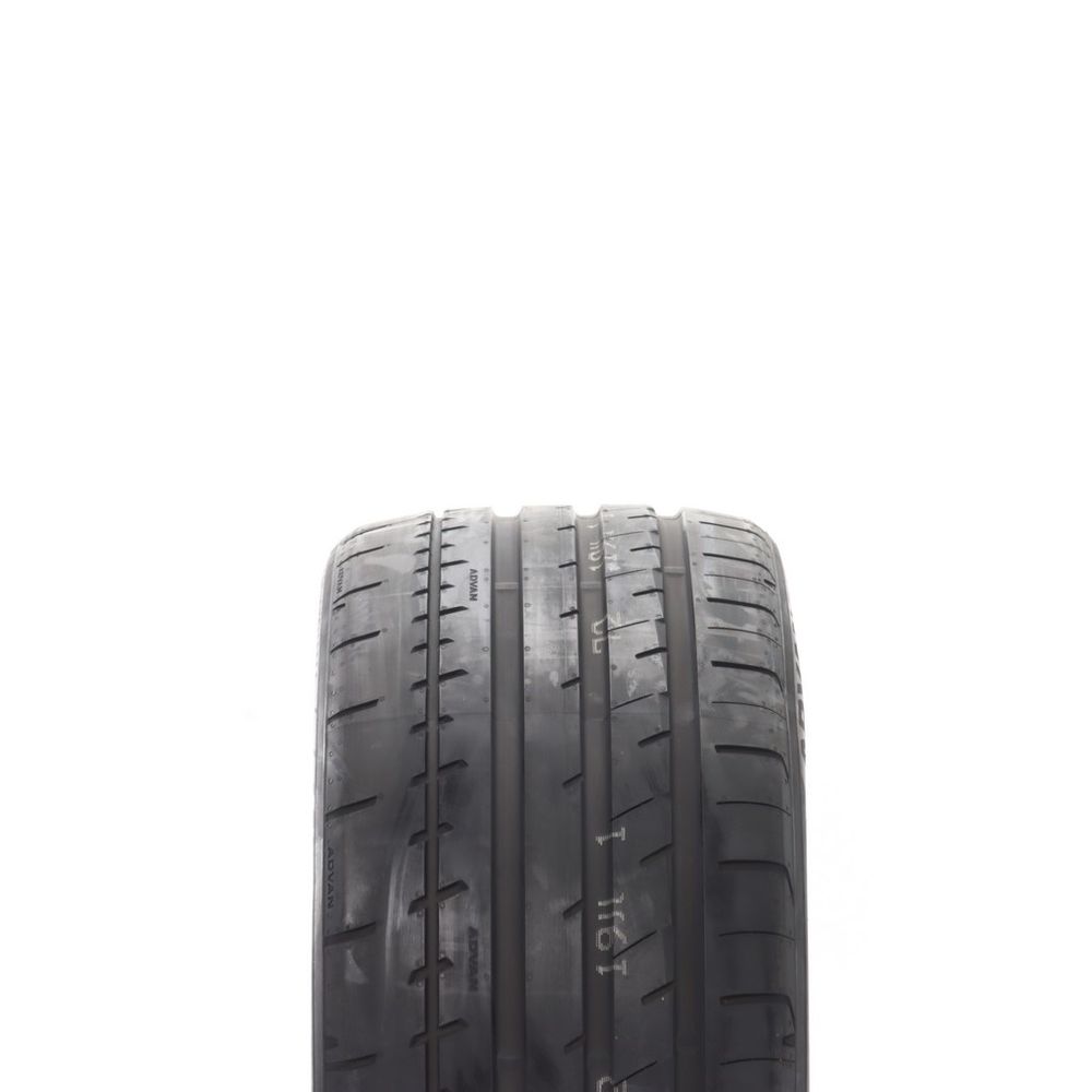 Set of (4) New 285/30R19 Yokohama Advan Apex V601 98Y - Image 2