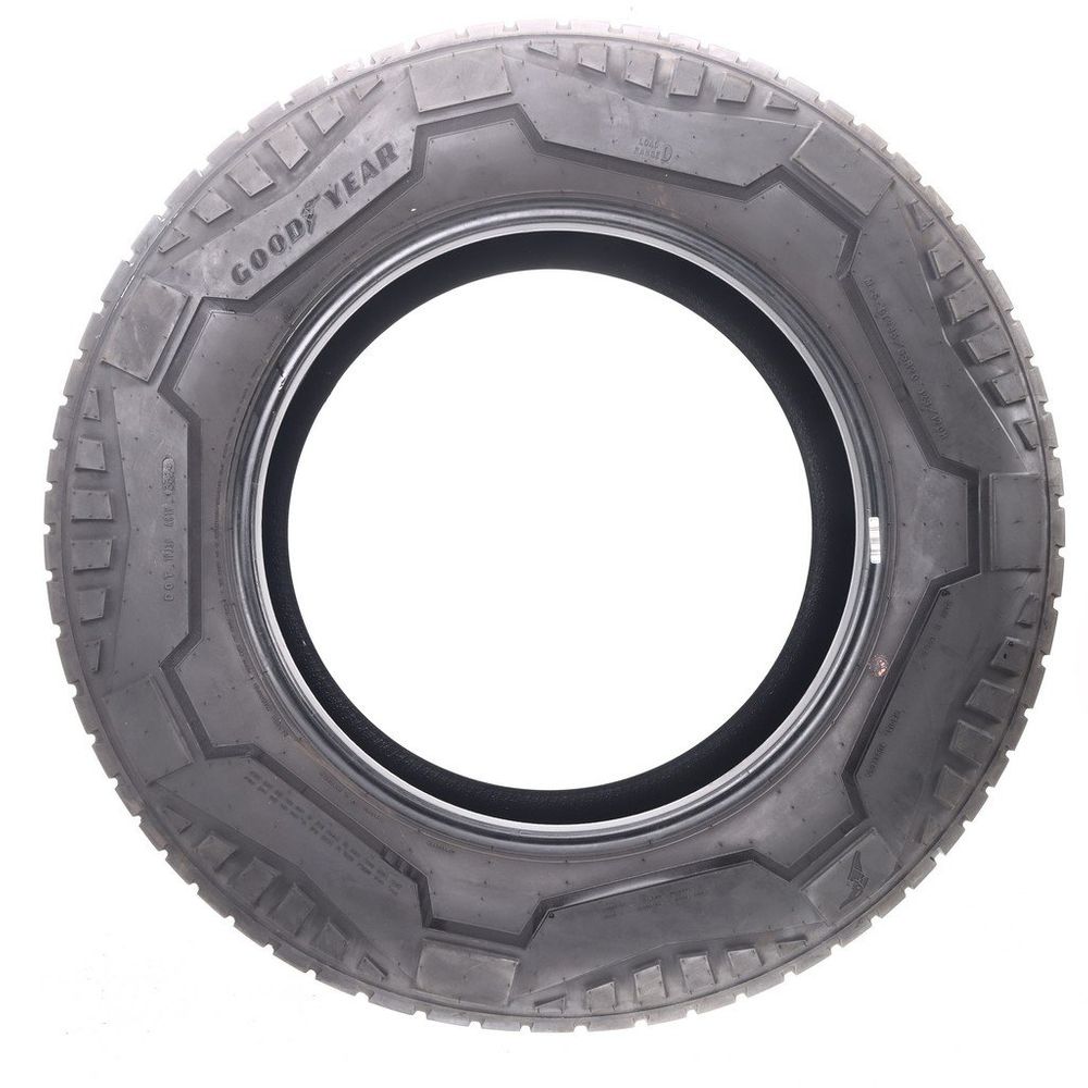 Used LT 285/65R20 Goodyear Wrangler Territory RT T1 SoundComfort 123/120H D - 6.5/32 - Image 3