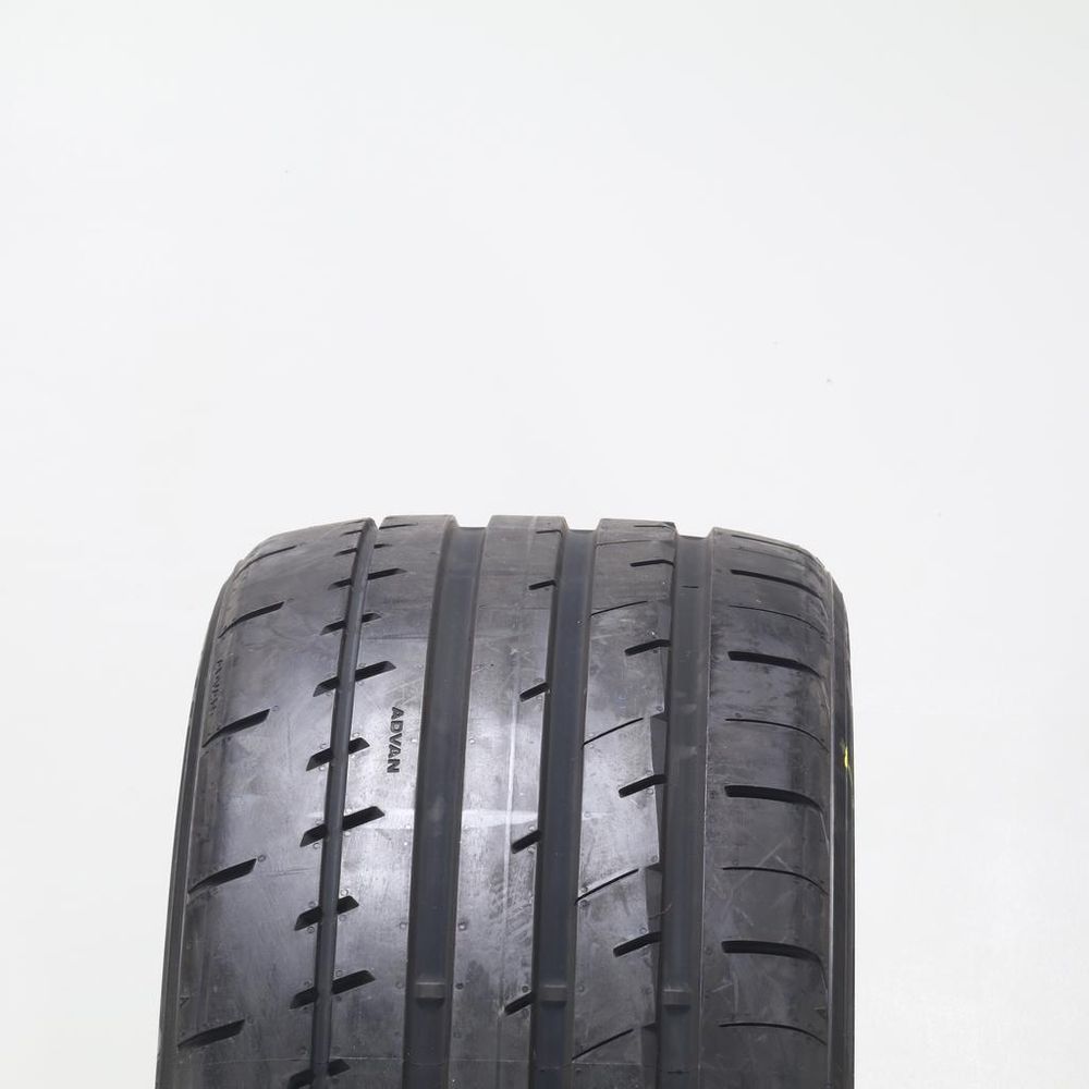 New 265/35R20 Yokohama Advan Apex V601 99Y - 8.5/32 - Image 2