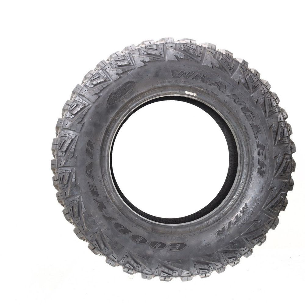Used LT 275/70R17 Goodyear Wrangler MTR with Kevlar 121/118Q E - 16/32 - Image 3