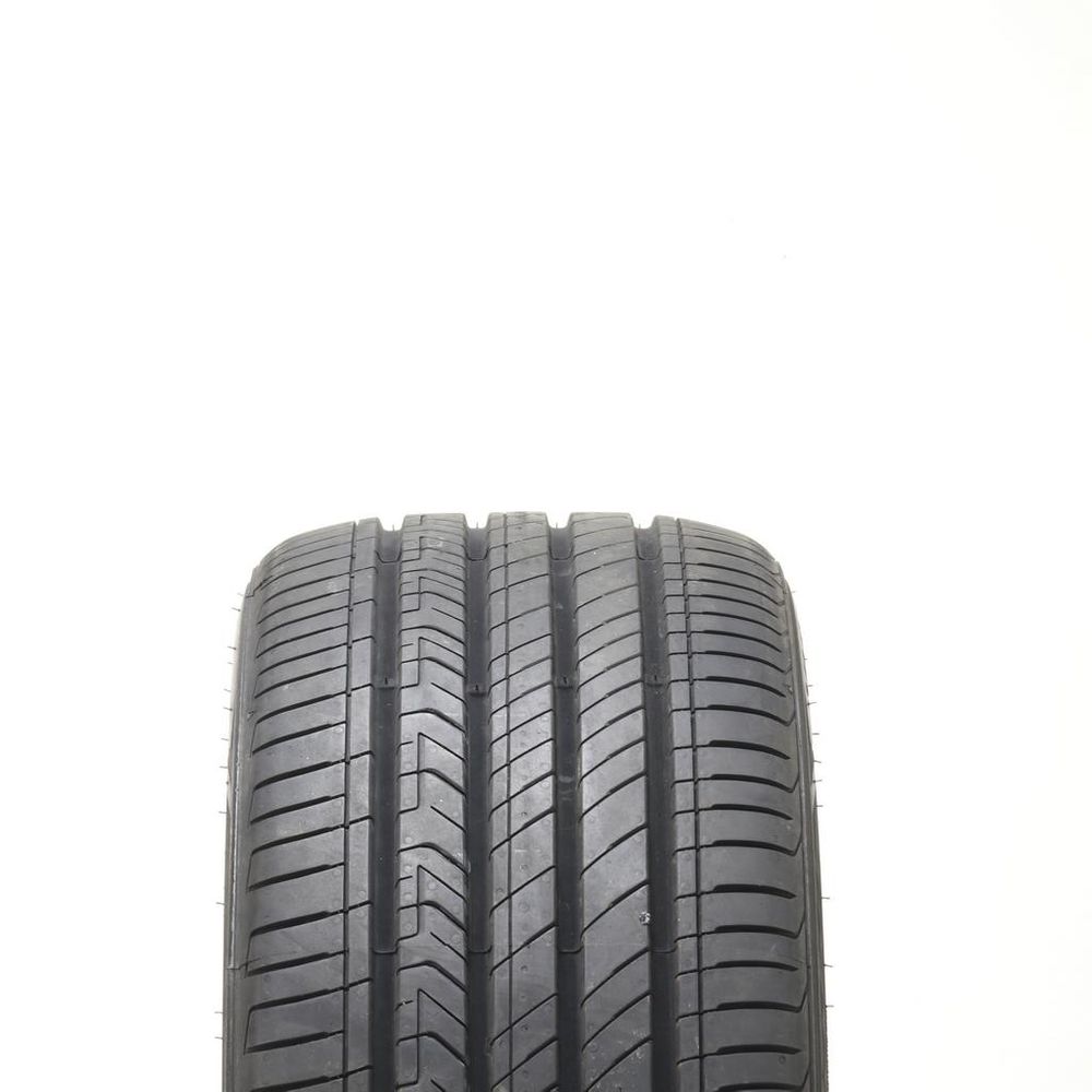 Set of (2) Driven Once 235/40ZR18 Kumho Majesty 9 Solus TA91 95W - 9/32 - Image 2