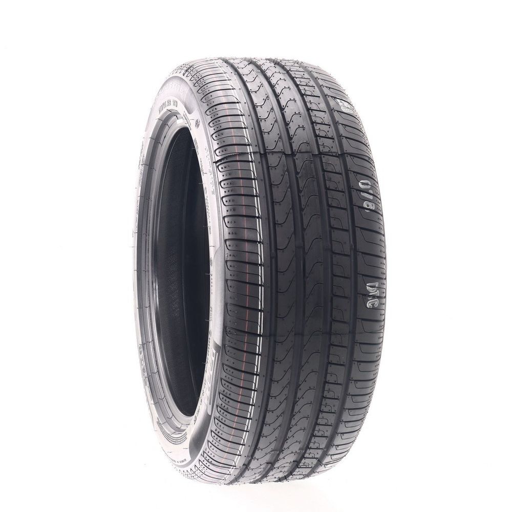Set of (4) New 255/45R18 Pirelli Cinturato P7 Run Flat 99W - Image 1
