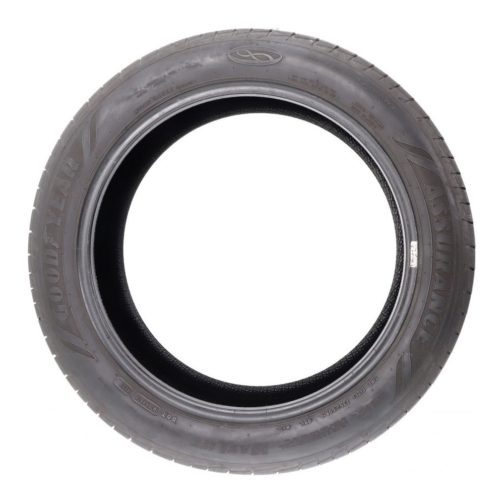 Used 235/50R19 Goodyear Assurance MaxLife 99V - 5/32 - Image 3