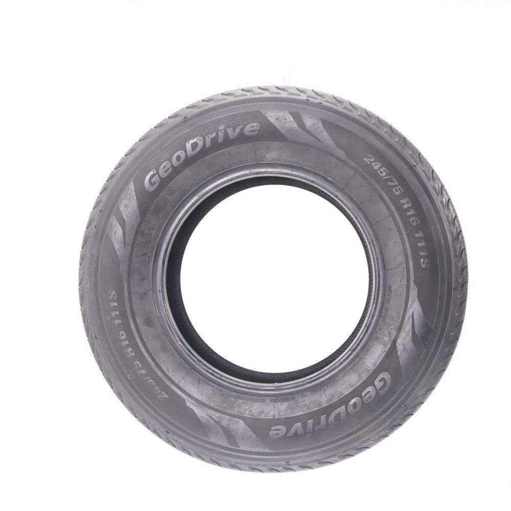 Used 245/75R16 GeoDrive KL51 111S - 8/32 - Image 3