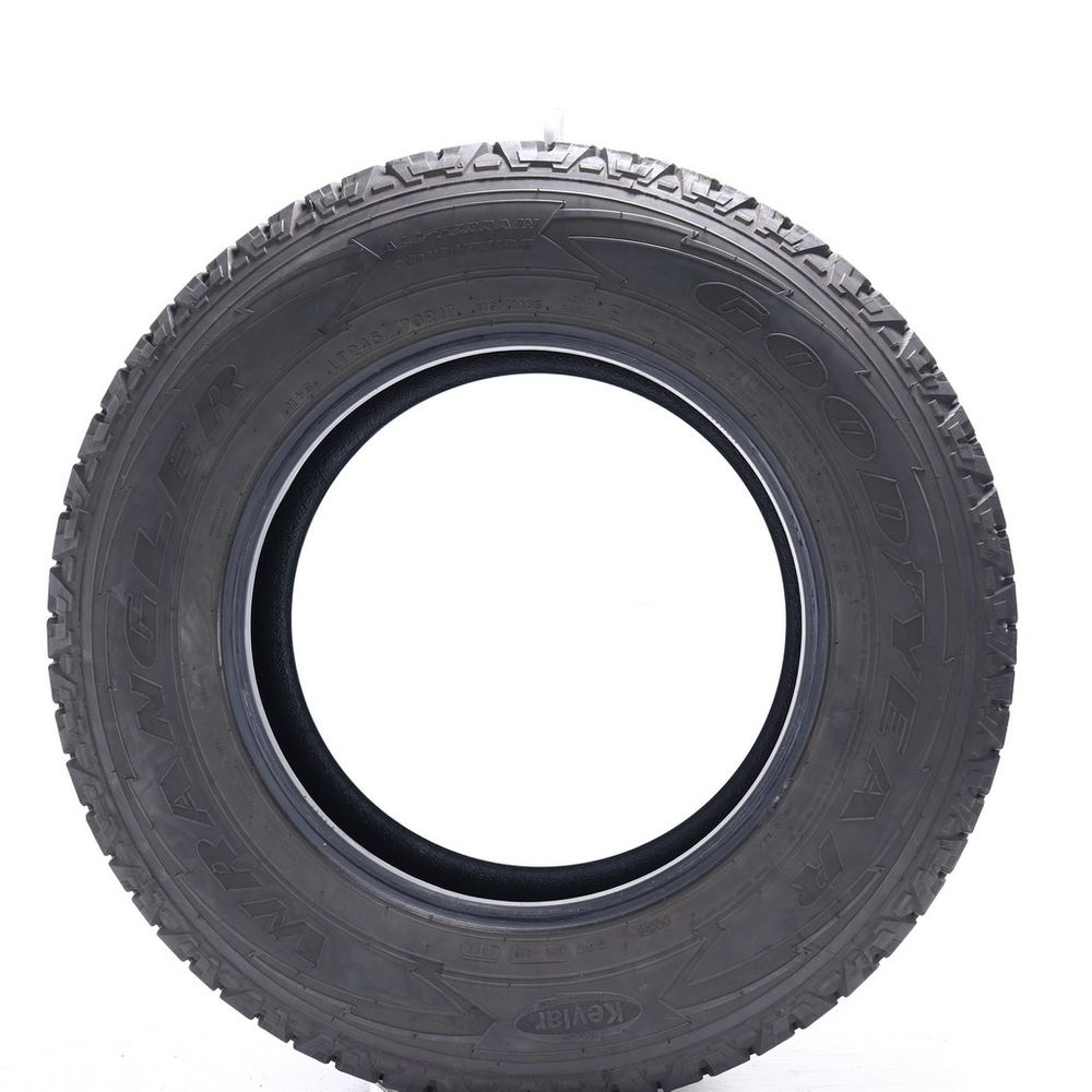 Set of (2) Used LT 245/70R17 Goodyear Wrangler All-Terrain Adventure Kevlar 119/116S E - 10.5-11.5/32 - Image 3