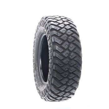 Set of (2) Used LT275/70R18 Maxxis Razr MT 125/122Q - 17/32