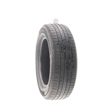 Set of (2) Used 235/65R18 Michelin Defender 2 106H - 7.5-8/32