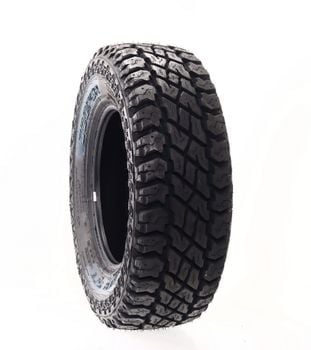 New LT265/70R17 Cooper Discoverer S/T Maxx 121/118Q