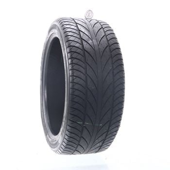 Set of (2) Used 305/40R22 Dcenti D5000 110H - 7-7.5/32