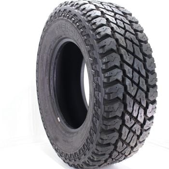 New LT305/70R18 Cooper Discoverer S/T Maxx 126/123Q - 15/32
