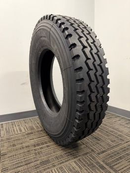 New 11R22.5 RoadOne LLA08 146/143M