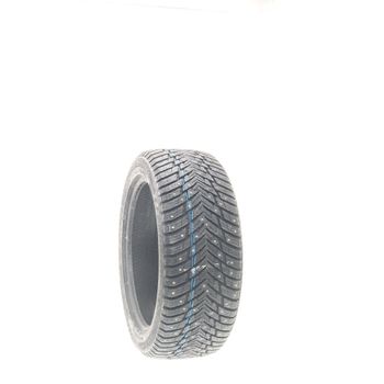 New 225/45R17 Nokian Hakkapeliitta 10 Studded 94T