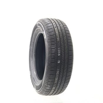 Set of (2) New 235/65R18 Kumho Crugen HP27 110V