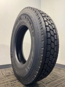 New 11R24.5 Kumho KLD11e 149/146L