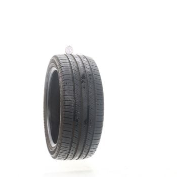 Set of (2) Used 235/45R18 Michelin Defender 2 98V - 6.5-8/32