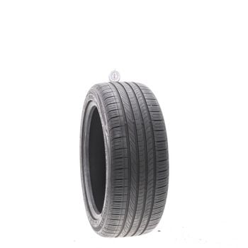 Set of (2) Used 235/45R18 Sceptor 4XS 98V - 7-7.5/32
