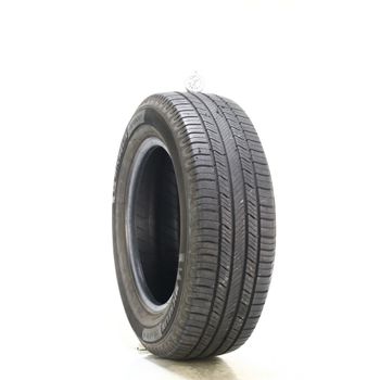 Used 215/65R16 Michelin Defender 2 98H - 8/32