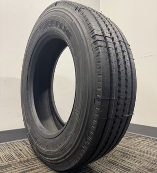 Set of (2) New 255/70R22.5 Michelin Pilot XZE Regroovable 1N/A