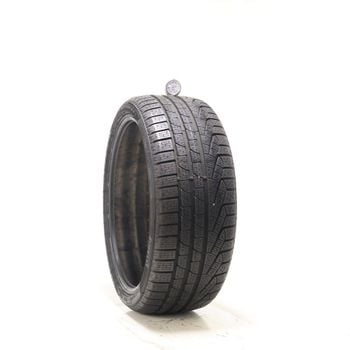 Set of (2) Used 235/35R20 Pirelli Winter 270 Sottozero Serie II 92W - 10/32