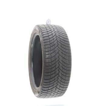 Used 255/45R20 Pirelli Scorpion Weather Active 105V - 8/32