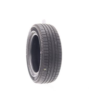 Set of (2) Used 225/60R17 Michelin Defender 2 99H - 8.5-9.5/32