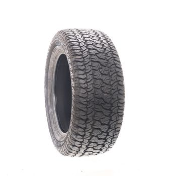 Used LT305/55R20 Kumho Road Venture AT51 121/118R - 15/32