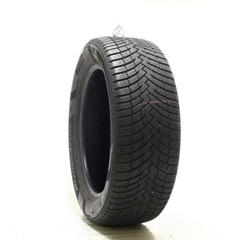 Used 255/55R20 Pirelli Scorpion Weather Active 110V - 8.5/32