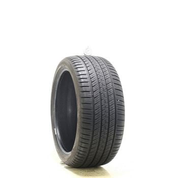 Set of (2) Used 235/40R18 Vredestein Hypertrac 95Y - 8.5-9.5/32