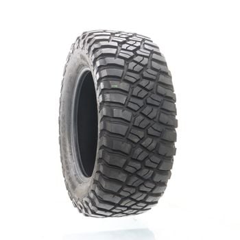 Set of (2) Used LT325/60R20 BFGoodrich Mud-Terrain T/A KM3 126/123Q - 18/32