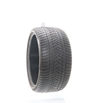 Set of (2) Used 315/30R22 Pirelli Scorpion Winter 107V - 8/32