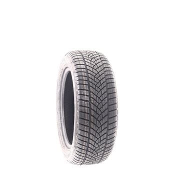 New 225/55R17 Goodyear UltraGrip Performance Plus 97H